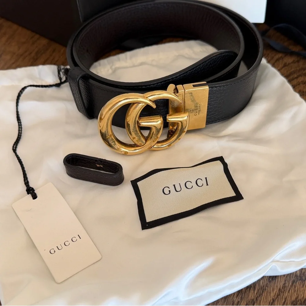 Gucci Black Belt with Gold GG Buckle - Picture 3 of 7